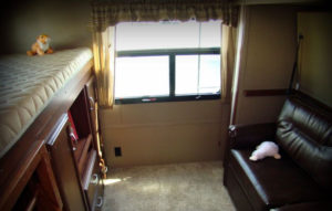 Private bunk room with sofa bed